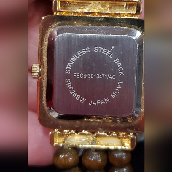 Vintage Avon Gold & brown beaded quartz stretch bracelet watch Mother of Pearl - Picture 3 of 3